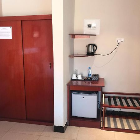 Northern Rock Hotel Mpika Ngoại thất bức ảnh